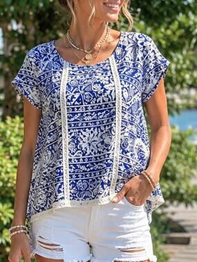 Meadow Rue Anthropologie High-Low Top M | Blue & White Embroider Trim Blouse
